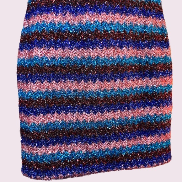 Elliatt Colorful Metallic Zigzag Tweed Dress - Picture 4 of 9